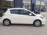 Usata Toyota Yaris Active 72 CV (52 kW) 2020 Bianco Berlina