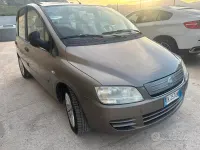 Usata Fiat Multipla Emotion 120 CV (88 kW) 2007 Grigio Monovolume