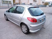 Usata Peugeot 206 60 CV (44 kW) 2005 Grigio Berlina