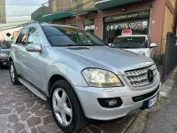 Usata Mercedes ML320 Sport Edition 224 CV (164 kW) 2007 Argento SUV