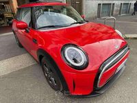 Begagnad Mini ONE 75 HK (55 kW) 2021 Röd Halvkombi