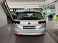 Usata VW Passat Business 150 CV (110 kW) 2020 Grigio chiaro Station wagon