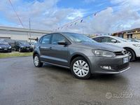 Usata VW Polo Comfortline 70 CV (51 kW) 2014 Grigio Berlina