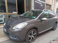 Usata Peugeot 2008 Allure 92 CV (67 kW) 2015 Grigio SUV