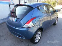 Usata Lancia Ypsilon Silver 69 CV (50 kW) 2021 Blu Utilitaria