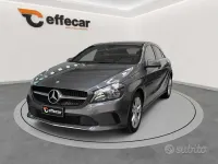 Usata Mercedes A180 Urban 109 CV (80 kW) 2016 Grigio Utilitaria