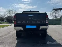 Usata Ford Ranger 170 CV (125 kW) 2019 Grigio Pick-up