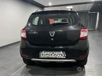 Usata Dacia Sandero Prestige 90 CV (66 kW) 2016 Nero Berlina