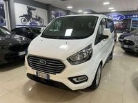 Usata Ford Tourneo Custom Titanium 150 CV (110 kW) 2023 Frozen white Furgone