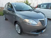 Usata Lancia Ypsilon Gold 69 CV (50 kW) 2011 Grigio Utilitaria