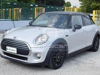Usata Mini Cooper D Business 116 CV (85 kW) 2015 Grigio Utilitaria