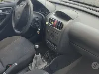 Usata Opel Corsa 75 CV (55 kW) 2004 Verde Utilitaria