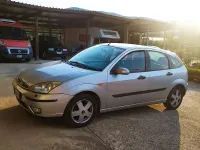 Usata Ford Focus 100 CV (73 kW) 2004 Grigio Berlina