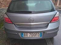 Usata Opel Astra 110 CV (80 kW) 2004 Grigio Berlina
