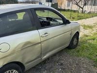 Usado Lancia Ypsilon 69 HP (50 kW) 2006 Citadino