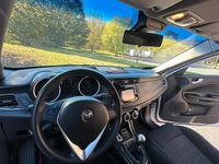 Usata Alfa Romeo Giulietta 120 CV (88 kW) 2018 Bianco Utilitaria