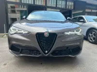 Usata Alfa Romeo Stelvio Sprint 160 CV (117 kW) 2024 5ce grigio SUV