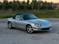 Usata Mazda MX5 110 CV (80 kW) 1999 Grigio Cabrio