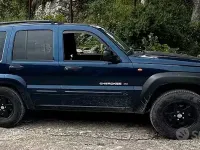 Usata Jeep Cherokee 204 CV (150 kW) 2004 Bluazzurro SUV