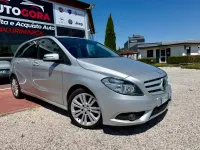 Usata Mercedes B180 Premium 109 CV (80 kW) 2014 Grigio Utilitaria