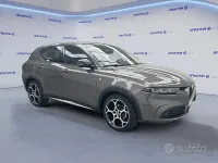Käytetty Alfa Romeo Tonale Ti 131 HP (96 kW) 2024 Harmaa Katumaasturi