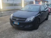 Usata Opel Astra GTC Cosmo 101 CV (74 kW) 2007 Nero Coupé