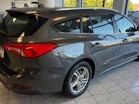 Usata Ford Focus Business Edition 120 CV (88 kW) 2018 Grigio Station wagon