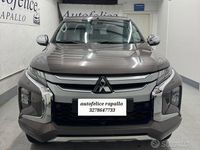 Usata Mitsubishi L200 Select 149 CV (109 kW) 2021 Grigio Pick-up