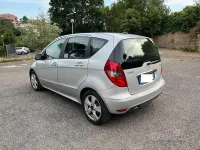 Usata Mercedes A180 Avantgarde 109 CV (80 kW) 2012 Grigio Utilitaria