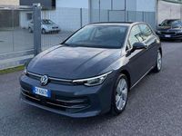 Usata VW Golf VIII Style 150 CV (110 kW) 2025 Dolphin grey metallizzato Berlina