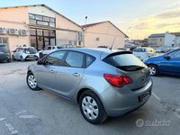 Usata Opel Astra Cosmo 125 CV (91 kW) 2012 Grigio Berlina