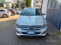 Usata Mercedes B180 Executive 109 CV (80 kW) 2015 Grigio Monovolume