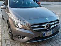 Usata Mercedes A200 156 CV (114 kW) 2014 Grigio Berlina