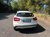 Usata Mercedes GLA180 109 CV (80 kW) 2017 Bianco SUV
