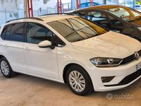 Usata VW Golf Sportsvan Comfortline 90 CV (66 kW) 2016 Bianco Monovolume