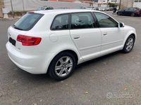 Usata Audi A3 Young 105 CV (77 kW) 2012 Bianco Utilitaria