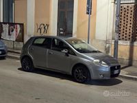 Usata Fiat Grande Punto 90 CV (66 kW) 2006 Grigio Utilitaria