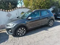 Usata Kia Stonic Style 100 CV (73 kW) 2020 Grigio SUV