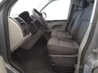 Usata VW Caravelle Comfortline 102 CV (75 kW) 2012 Grigio Furgone
