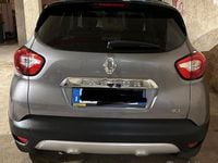 Usata Renault Captur 110 CV (80 kW) 2016 Grigio SUV