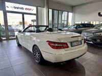 Usata Mercedes E220 Avantgarde 170 CV (125 kW) 2011 Bianco Cabrio