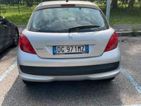 usata Peugeot 207 anno 2007 - 72000km