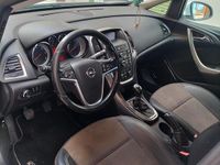 Usata Opel Astra 60 CV (44 kW) 2013 Bianco Station wagon