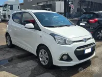 Usata Hyundai i10 67 CV (49 kW) 2015 Bianco Utilitaria