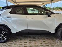 Usata Toyota C-HR Lounge 200 CV (147 kW) 2024 Bianco SUV