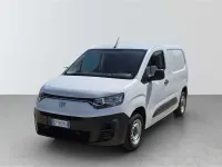 Usata Fiat Doblò 102 CV (75 kW) 2023 Bianco Monovolume