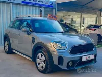 Käytetty Mini Countryman 116 HP (85 kW) 2022 Harmaa Katumaasturi