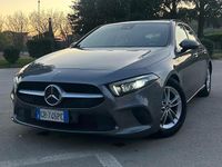 Usata Mercedes A180 115 CV (84 kW) 2020 Beige Berlina