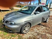 Usata Seat Ibiza Stella 75 CV (55 kW) 2003 Grigio Utilitaria