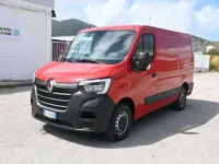 Usata Renault Master T28 135 CV (99 kW) 2023 Rosso Monovolume